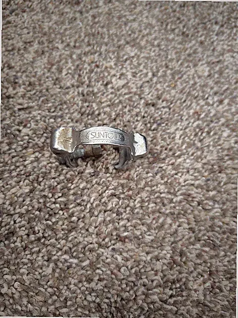 [UY] Pre-owned Suntour Cable Clamp On Stop Down Tube Guide