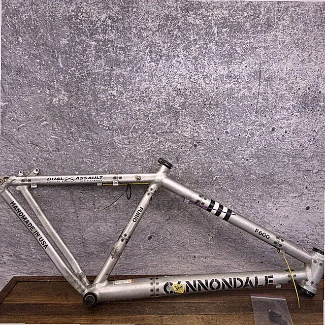 Vintage Cannondale F600 Furio Frame Dual Assault MTB 18 in USA 26 135 Dents